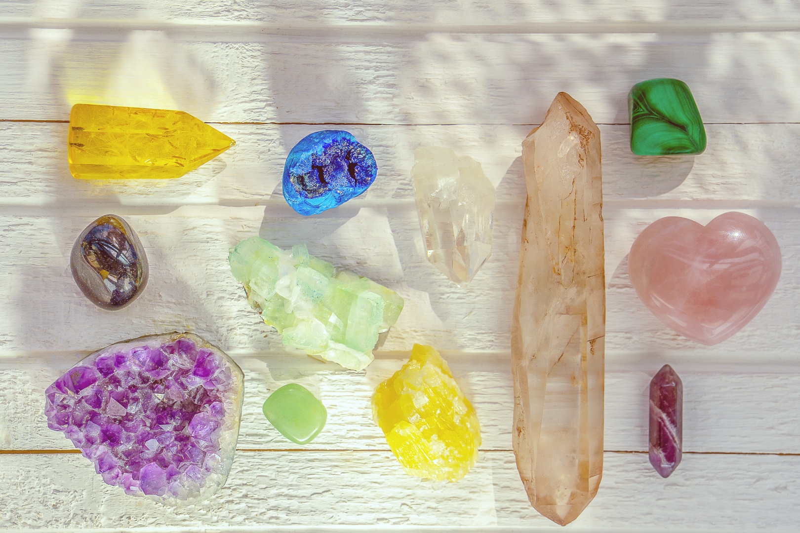 眠れる夜に置く石、動けない朝に握る石